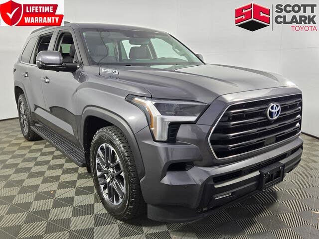 2024 Toyota Sequoia SR5 4WD