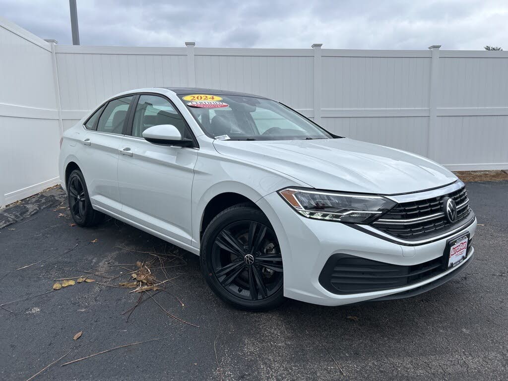 2024 Volkswagen Jetta SE FWD