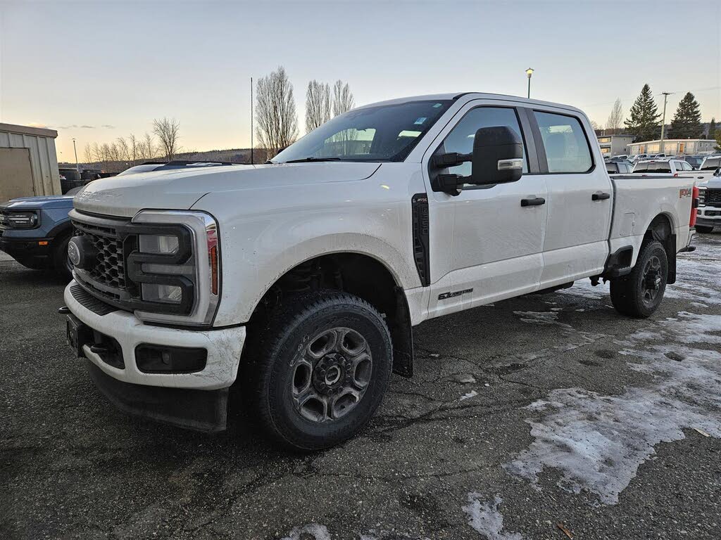 2025 Ford F-350 Super Duty XL Crew Cab 4WD