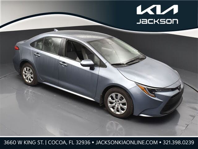 2025 Toyota Corolla LE FWD