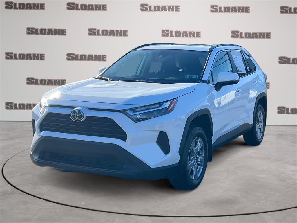 2025 Toyota RAV4 XLE AWD