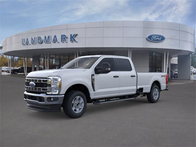 2026 Ford F-350 Super Duty XLT Crew Cab 4WD