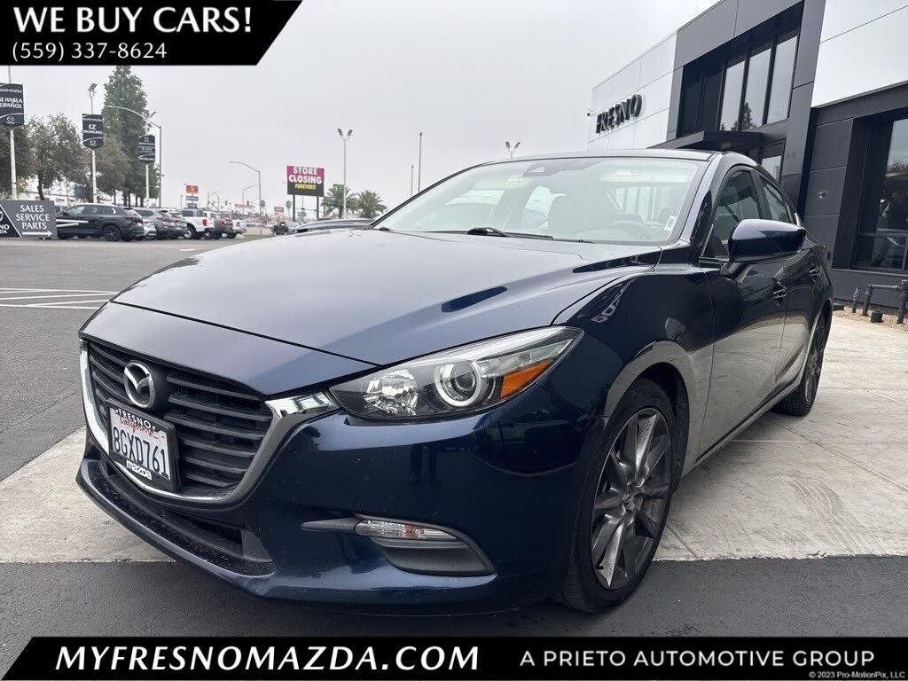 2018 Mazda MAZDA3 Touring
