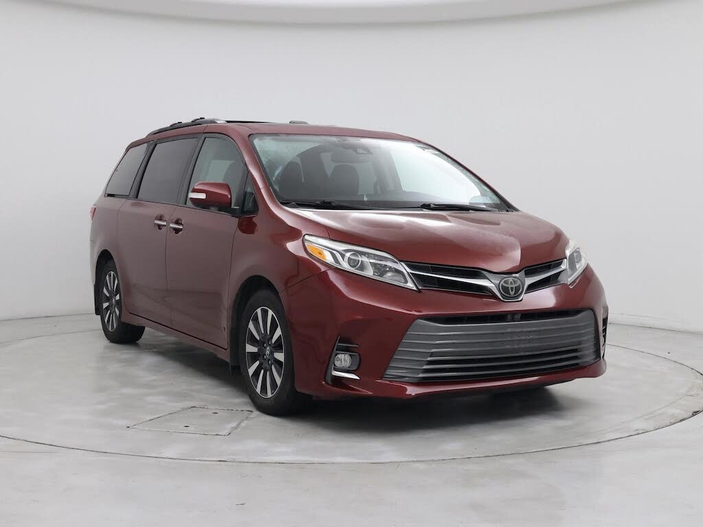 2018 Toyota Sienna Limited 7-Passenger FWD