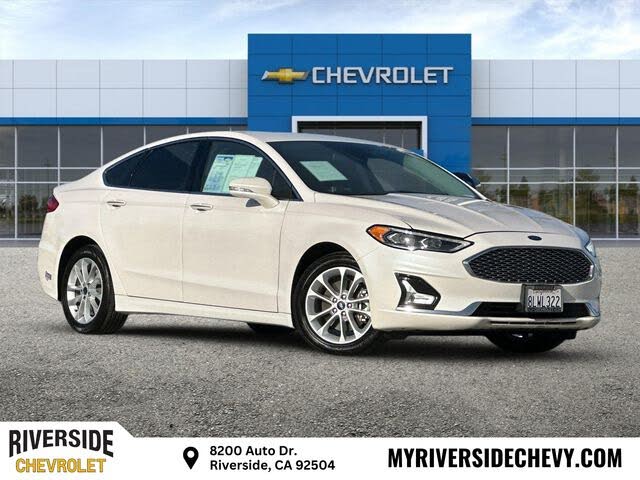 2019 Ford Fusion Energi Titanium FWD