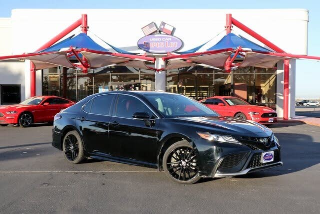 2021 Toyota Camry XSE FWD