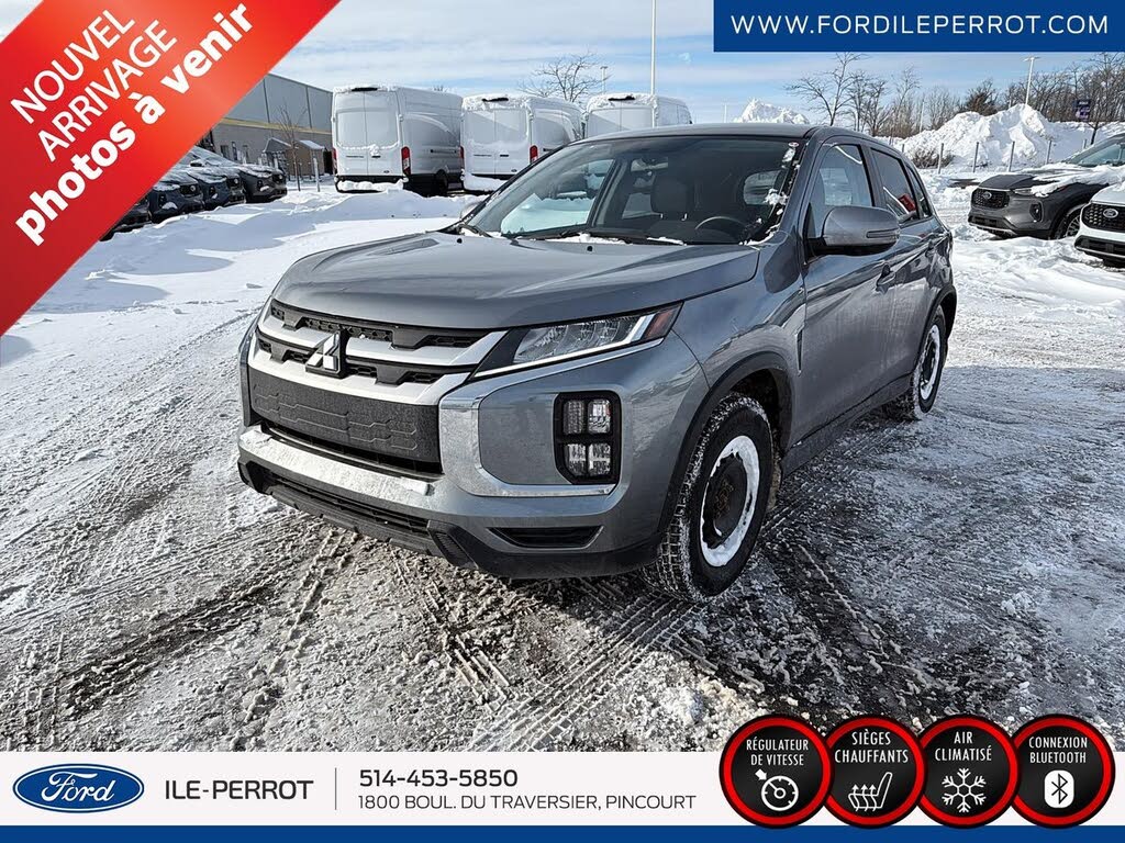 2023 Mitsubishi RVR SE AWC