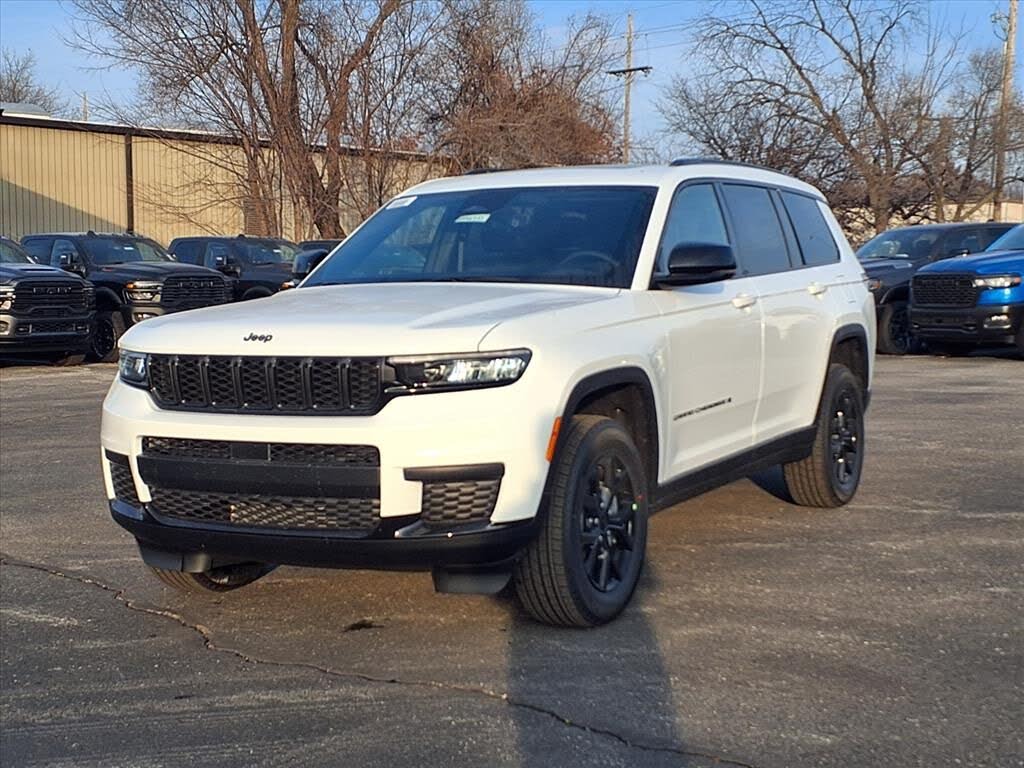 2025 Jeep Grand Cherokee L Altitude X 4WD