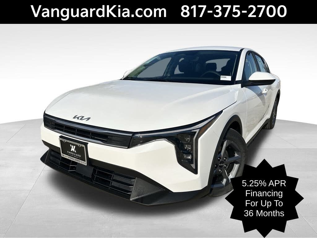 2025 Kia K4 LXS FWD