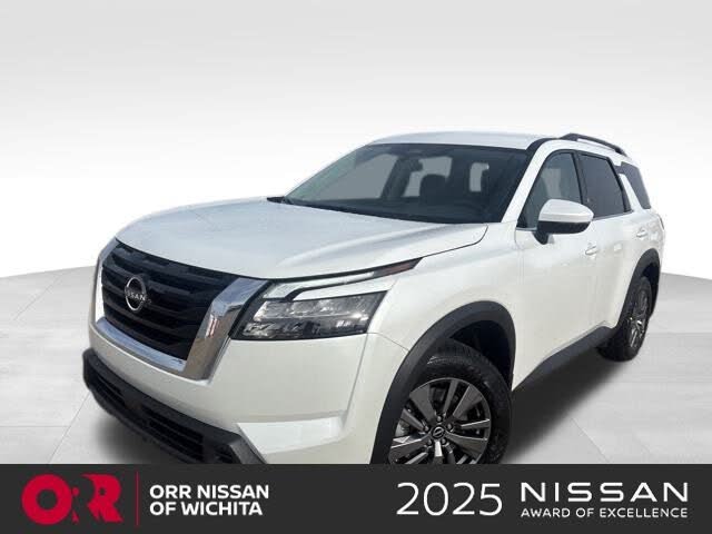 2025 Nissan Pathfinder SV FWD