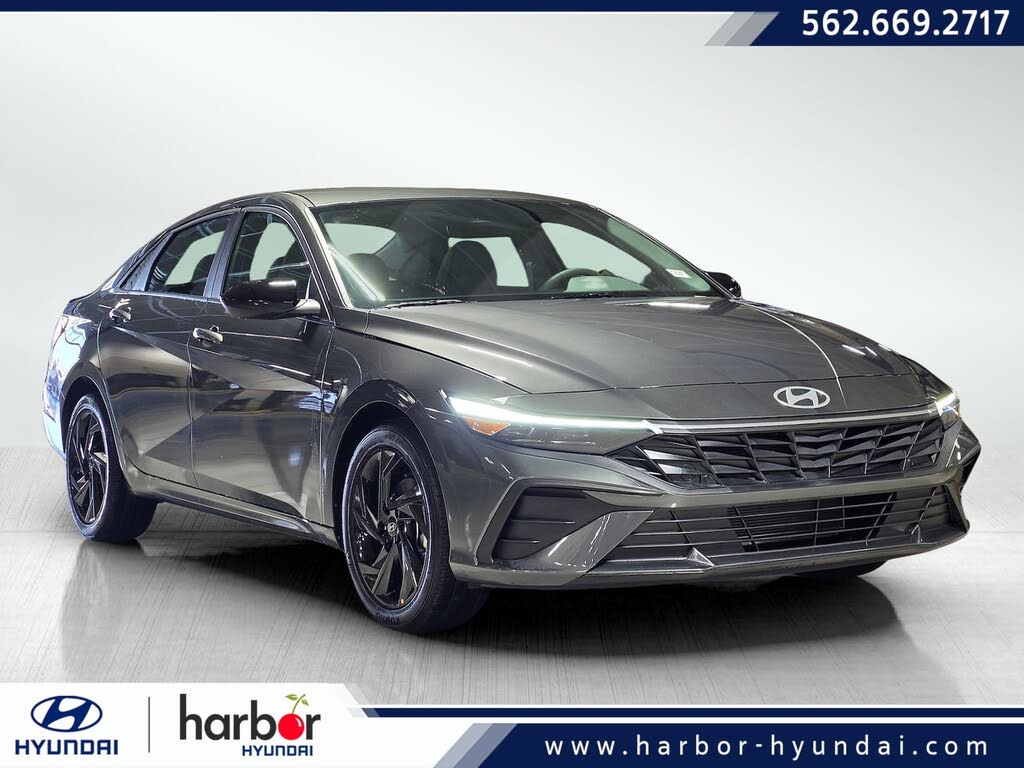 2026 Hyundai Elantra SEL Sport FWD