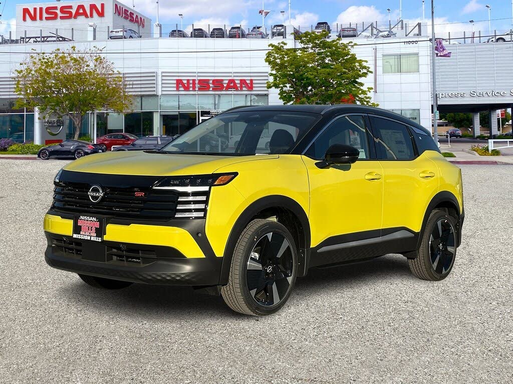 2026 Nissan Kicks SR FWD