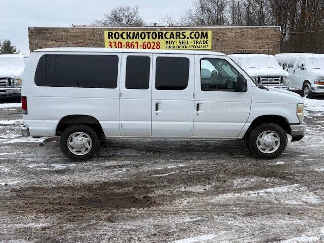 2011 Ford E-Series E-350 XL Super Duty Passenger Van