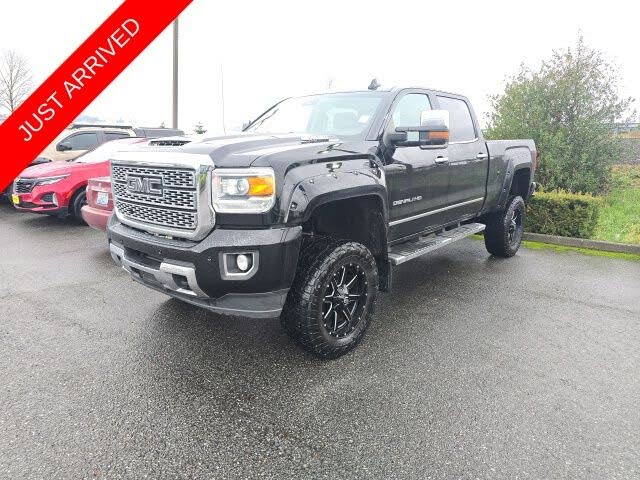 2019 GMC Sierra 2500HD Denali Crew Cab 4WD