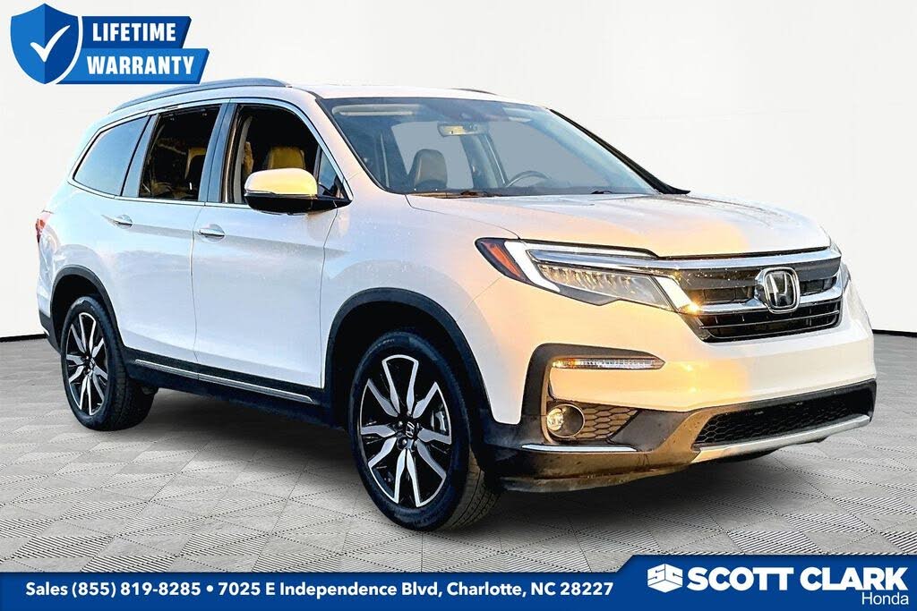 2021 Honda Pilot Touring FWD