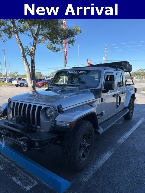 2021 Jeep Gladiator Sport Crew Cab 4WD