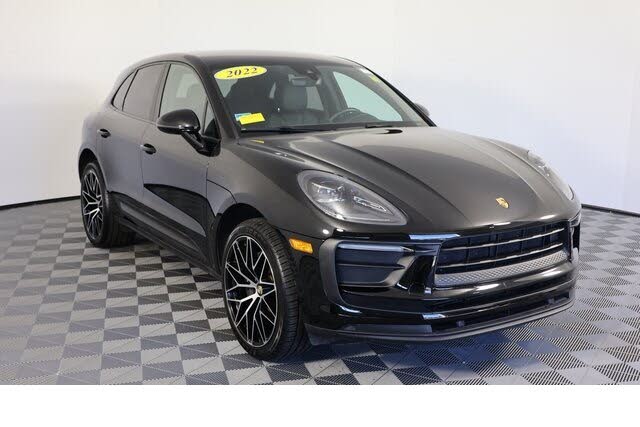 2022 Porsche Macan AWD