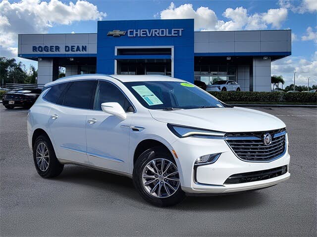 2023 Buick Enclave Essence FWD