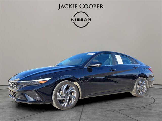 2024 Hyundai Elantra Limited FWD