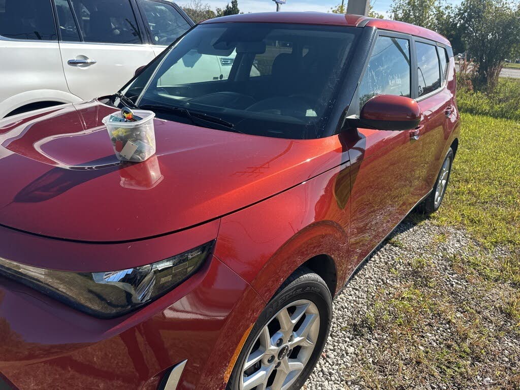 2024 Kia Soul LX FWD