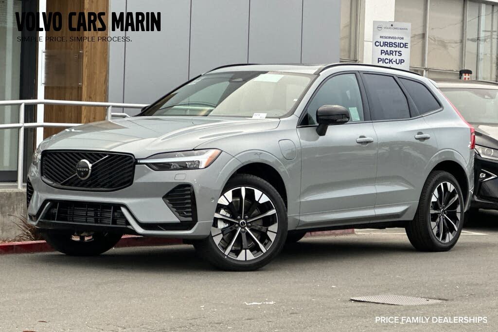 2026 Volvo XC60 B5 Plus AWD