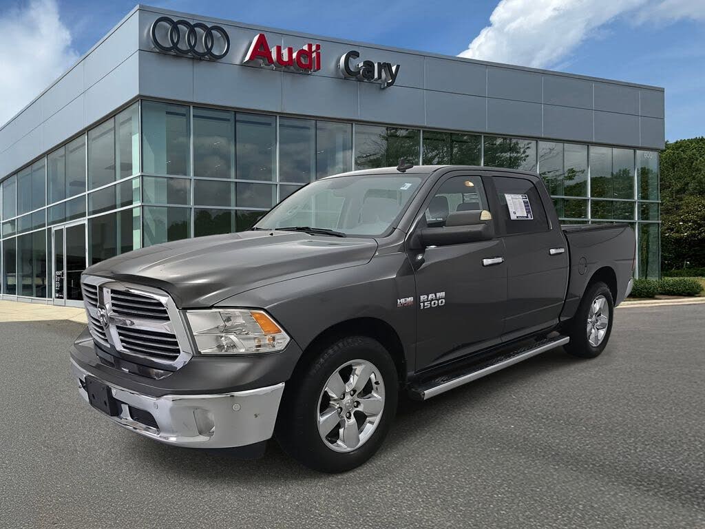 2017 RAM 1500 Lone Star Crew Cab RWD