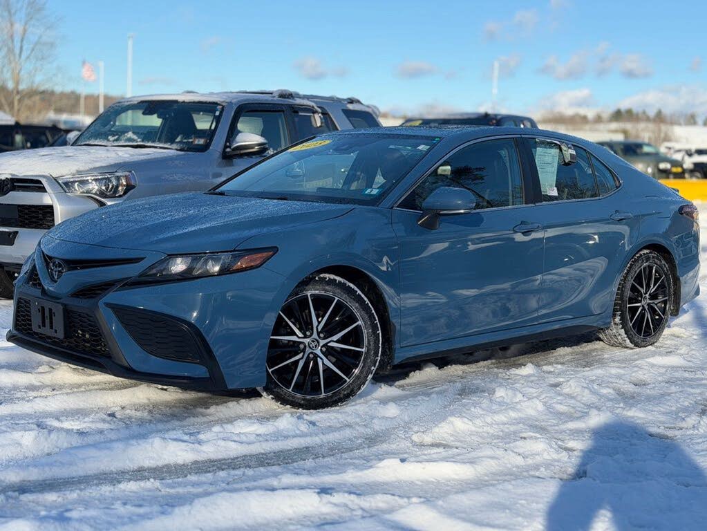 2023 Toyota Camry SE AWD