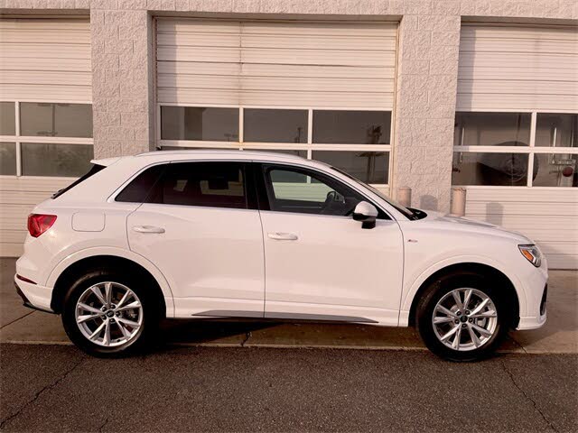 2025 Audi Q3 quattro Premium S Line 45 TFSI