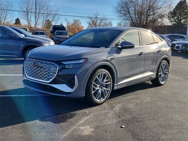 2026 Audi Q4 e-tron Sportback quattro Premium Plus 55