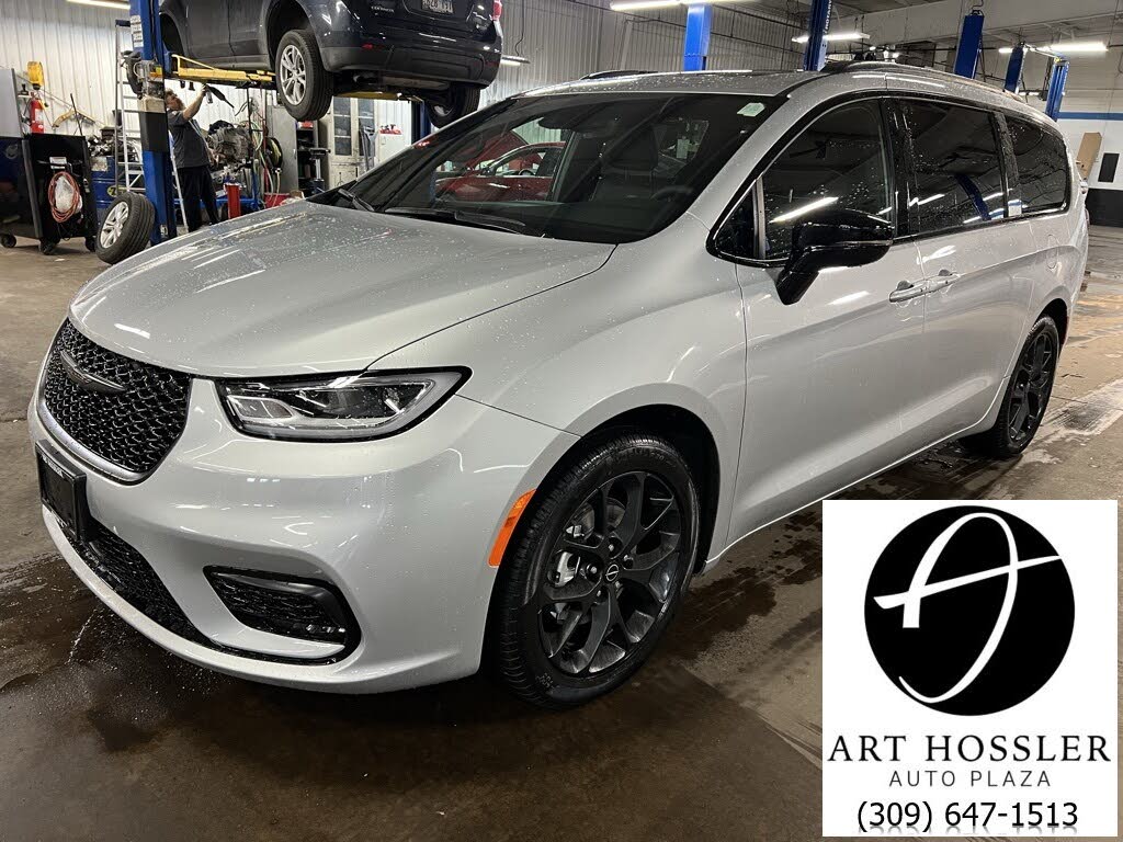 2026 Chrysler Pacifica Limited FWD