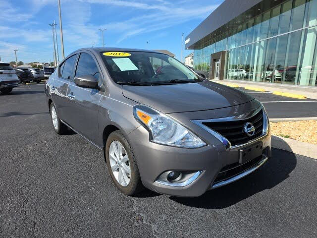 2017 Nissan Versa SL