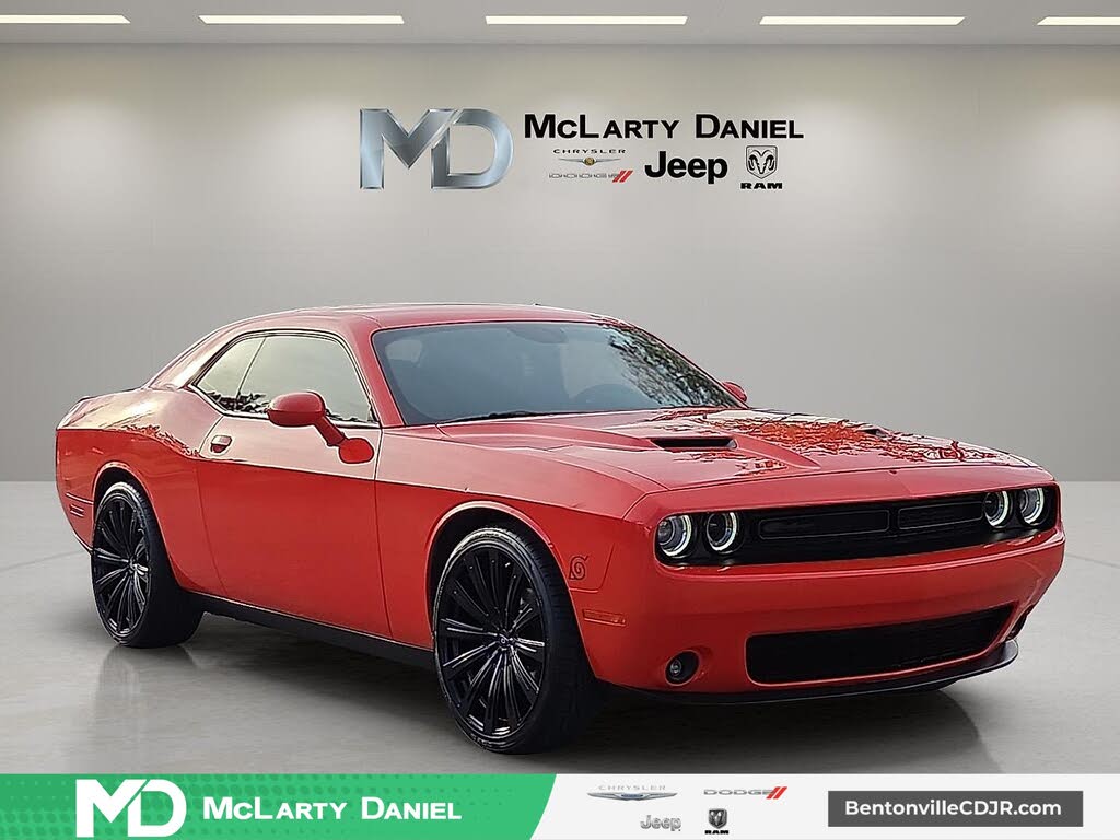 2021 Dodge Challenger SXT RWD