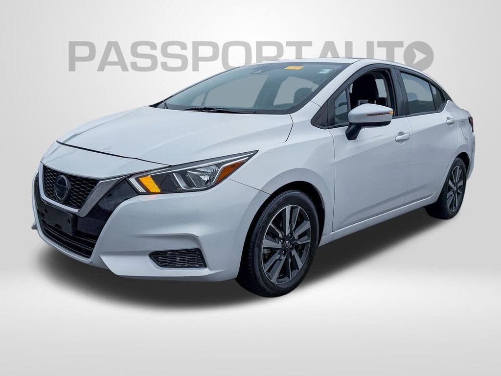 2021 Nissan Versa SV FWD