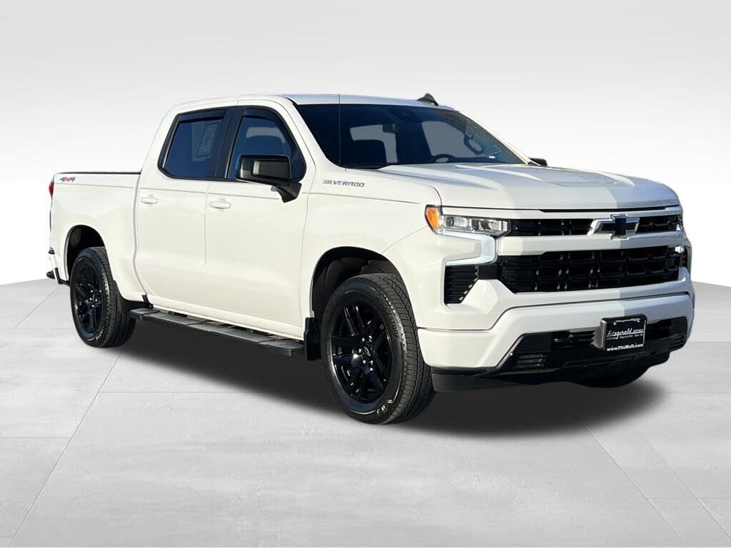 2022 Chevrolet Silverado 1500 RST Crew Cab 4WD