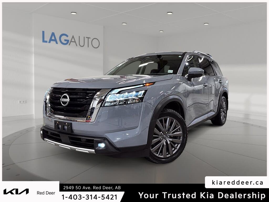 2023 Nissan Pathfinder SL 4WD
