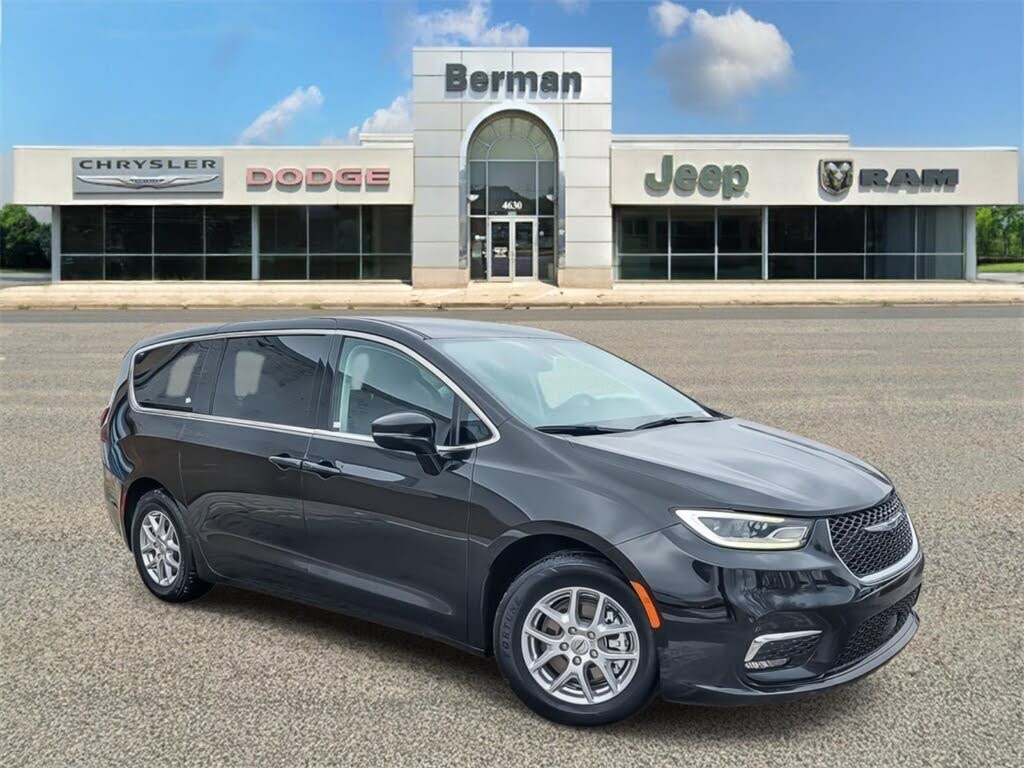 2024 Chrysler Pacifica Touring L FWD