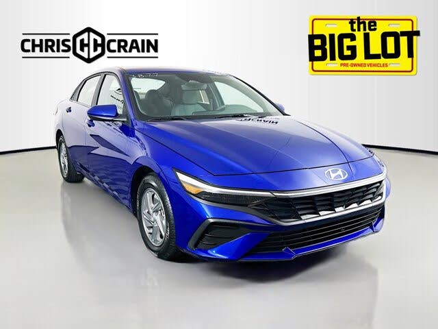 2024 Hyundai Elantra SE FWD