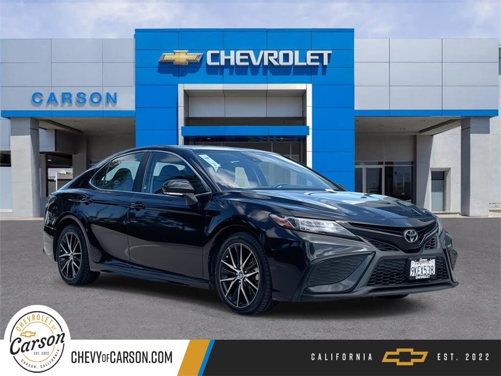 2024 Toyota Camry SE AWD