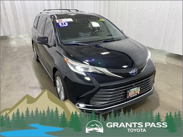 2024 Toyota Sienna Platinum 7-Passenger AWD