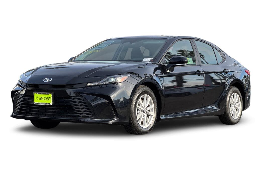 2025 Toyota Camry LE FWD