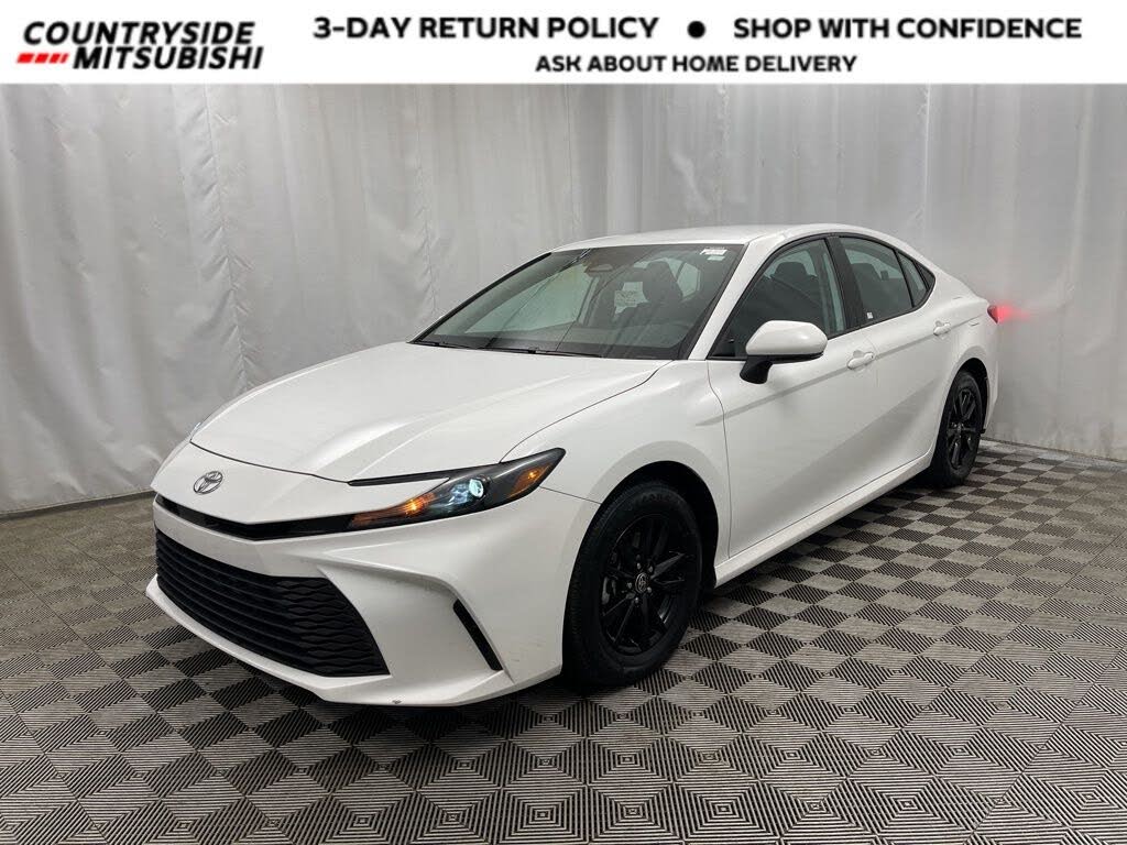 2025 Toyota Camry LE FWD