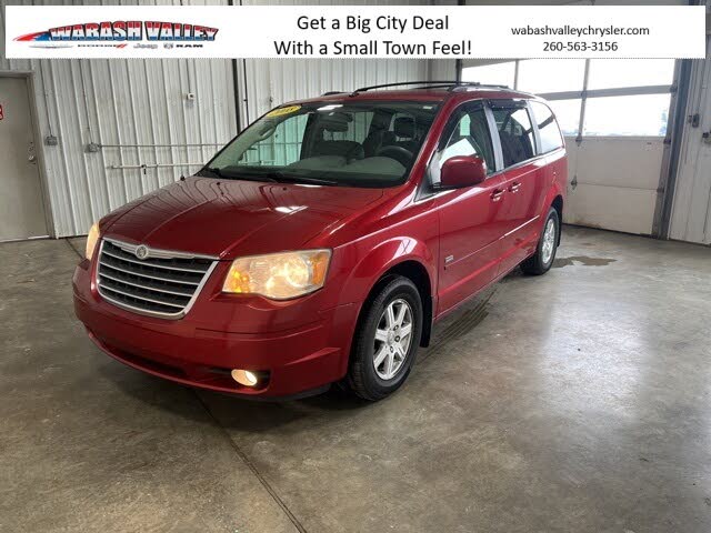 2008 Chrysler Town & Country Touring FWD