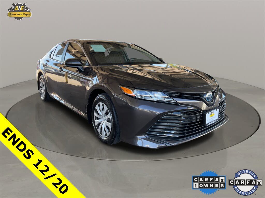 2018 Toyota Camry Hybrid LE FWD