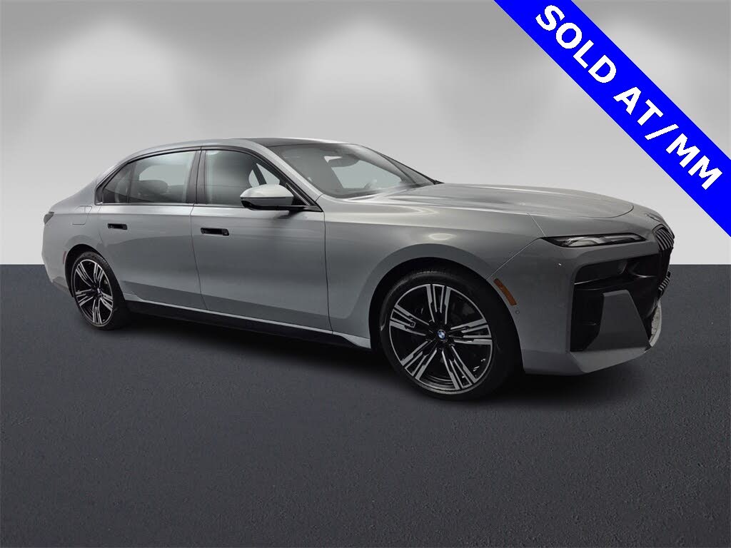2023 BMW 7 Series 740i RWD