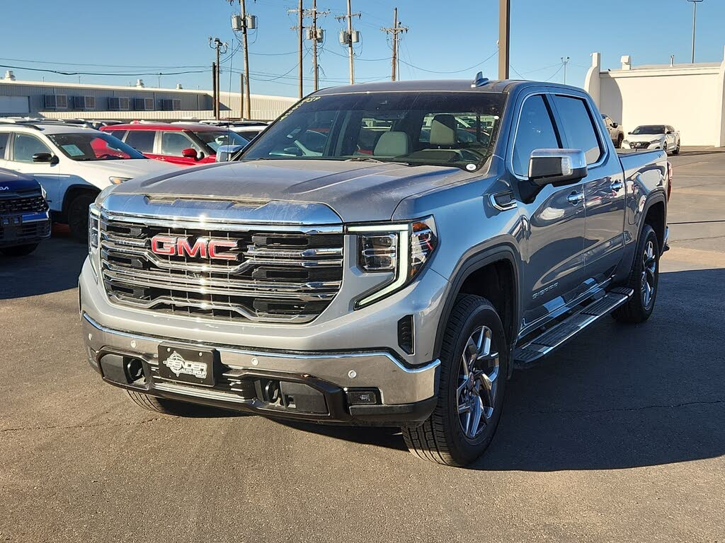 2024 GMC Sierra 1500 SLT Crew Cab 4WD
