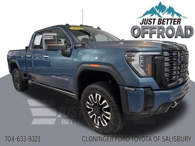 2025 GMC Sierra 3500HD Denali Ultimate Crew Cab 4WD