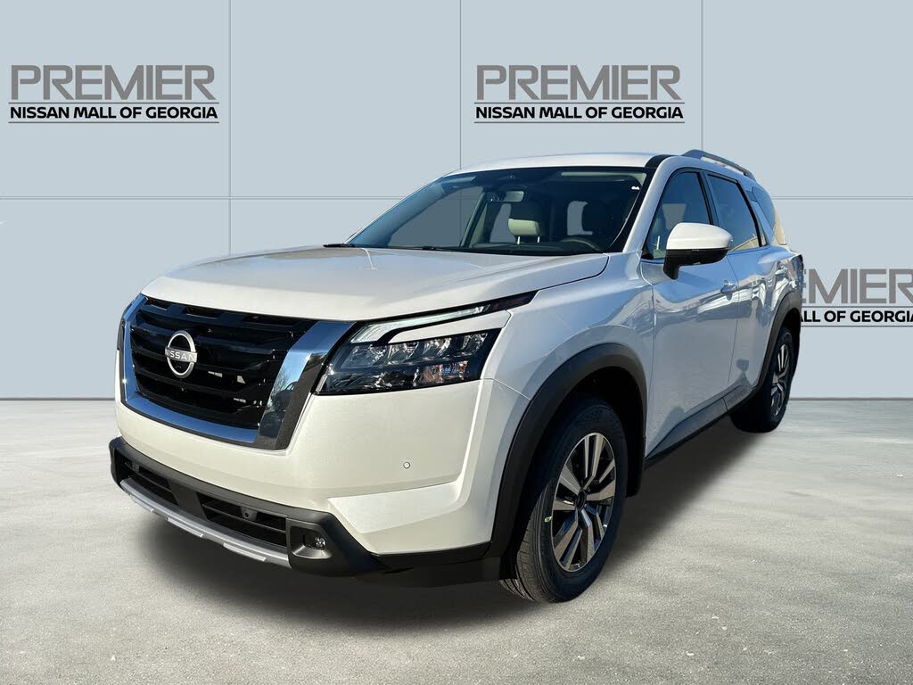 2025 Nissan Pathfinder SL FWD