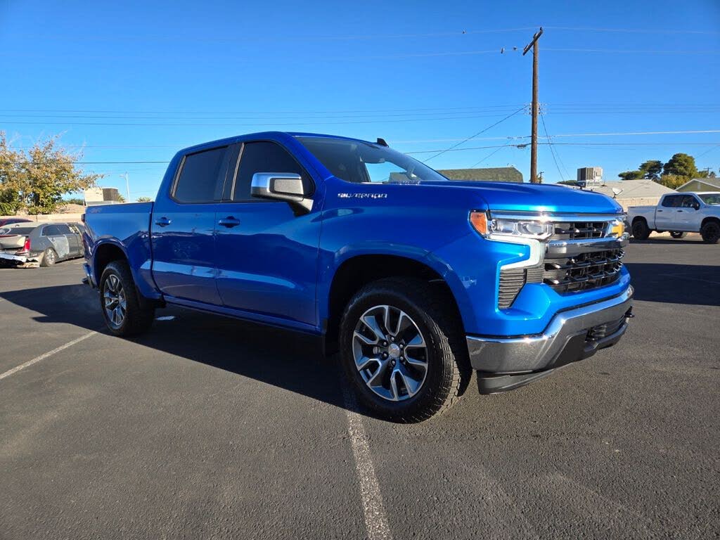 2026 Chevrolet Silverado 1500 LT Crew Cab 4WD