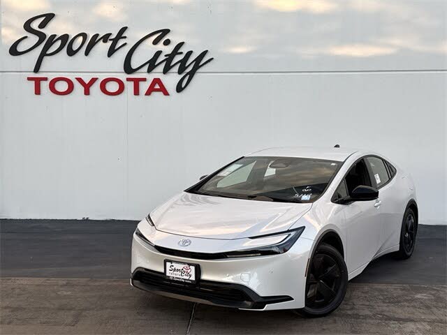 2026 Toyota Prius LE FWD