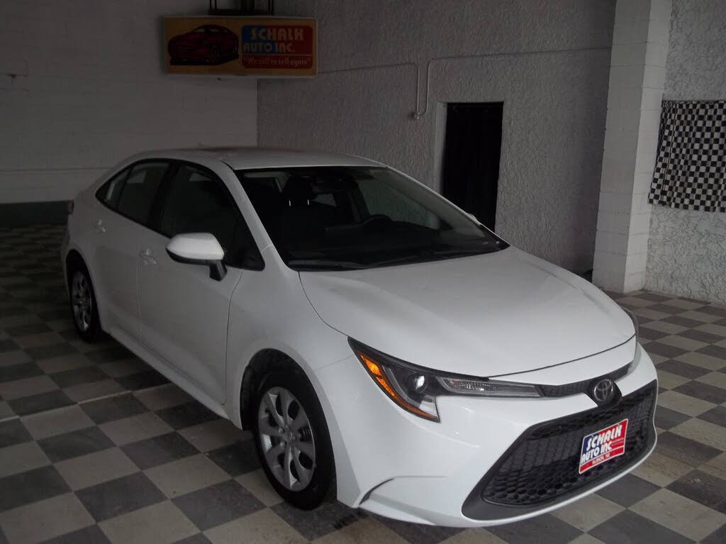 2022 Toyota Corolla LE FWD